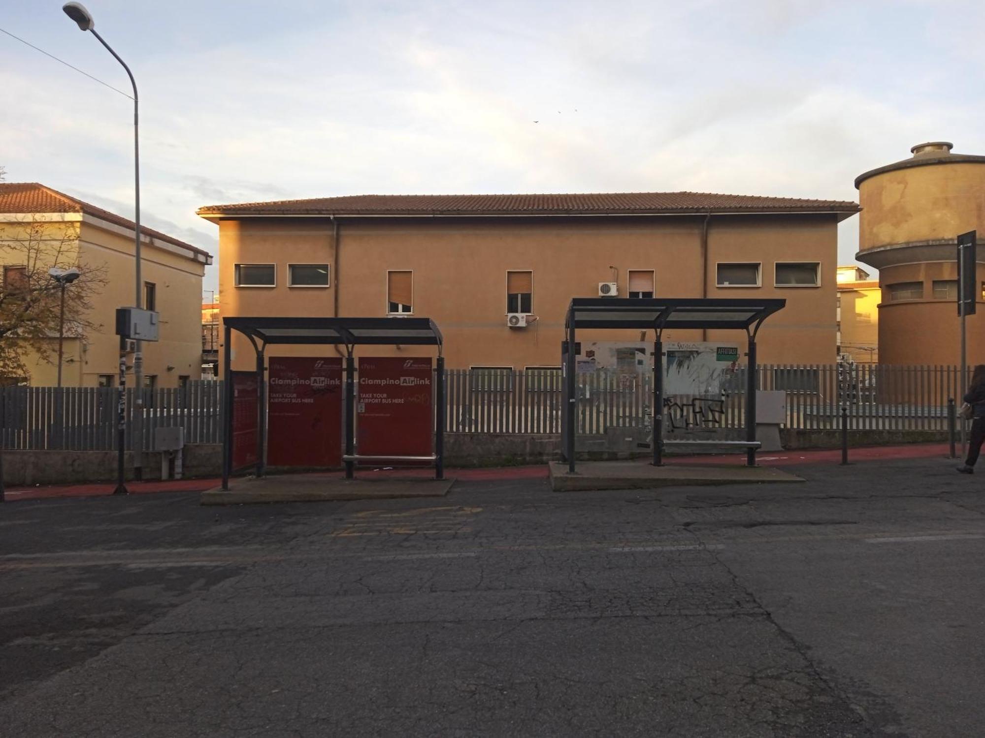 Adriatic Room 50 M Dalla Stazione Ferroviaria Di Ciampino E Dalla Navetta Aeroportuale Ngoại thất bức ảnh